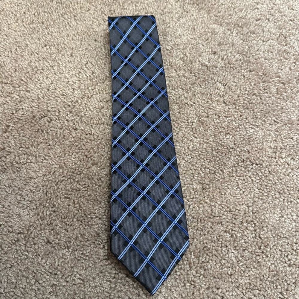 💜 3 for $10 Geoffrey Beene Tie